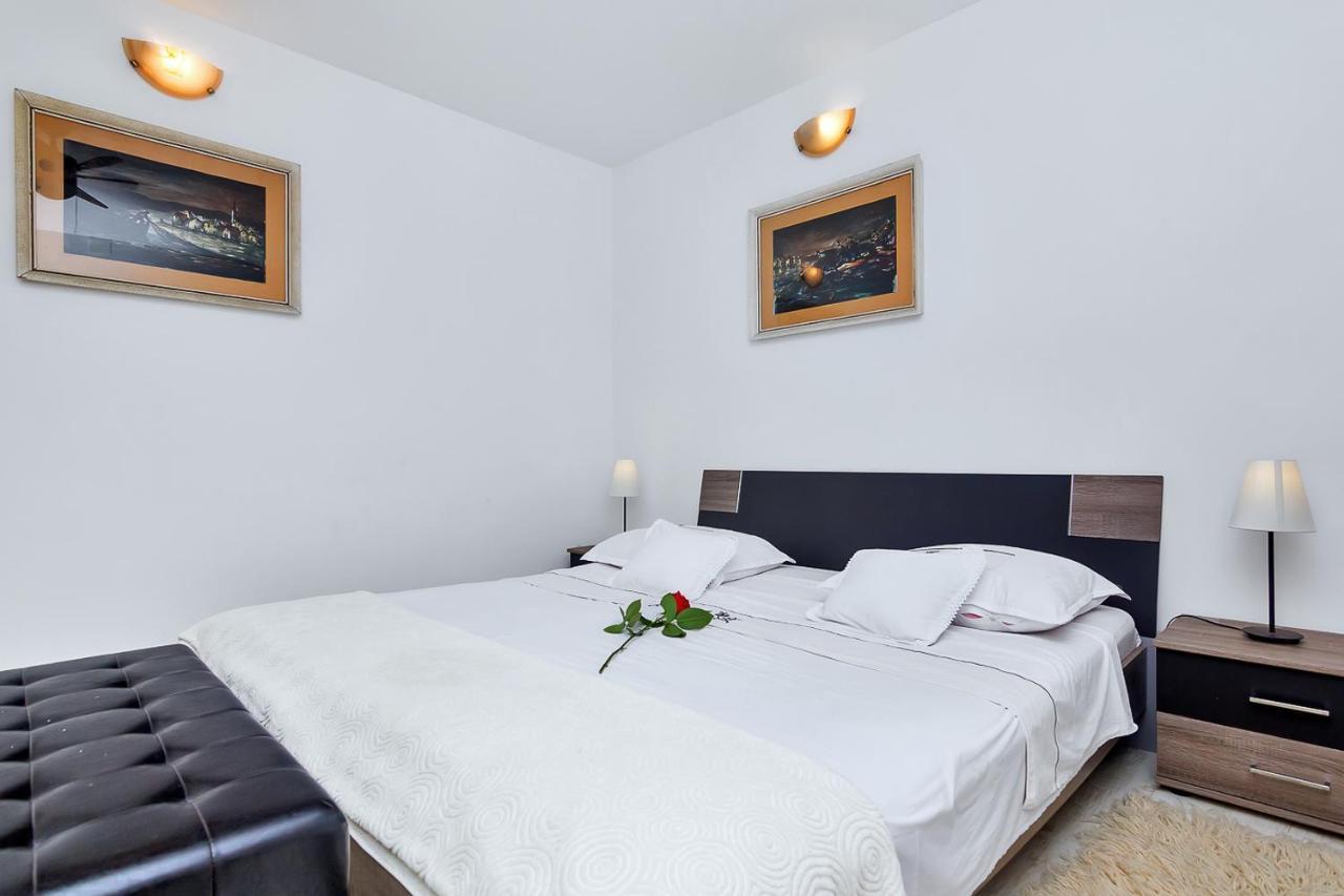 Villa Lory Makarska Eksteriør billede